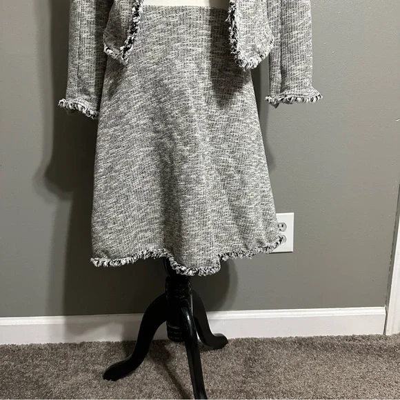 Daily thread women’s size extra‎ small, two-piece skirt and jacket set - Picture 3 of 14